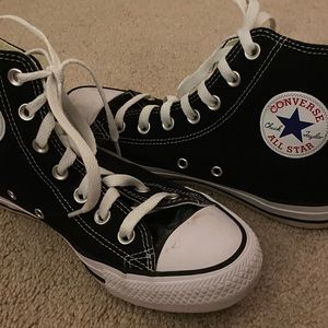 Black converse